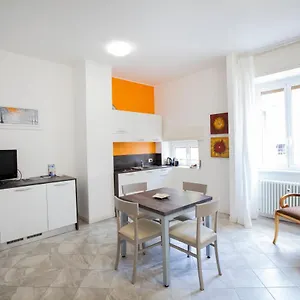 Benzi , Côme Italia